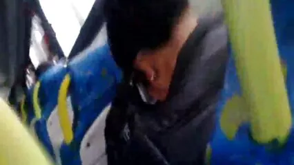 Rubia rusa no se afeitó porno casero con muñecas el coño durante una semana antes de tener sexo hermoso