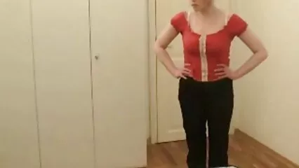 porno sexy de yoga de videos caseros españolas follando un entrenador fuerte y un travesti frágil