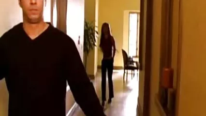 El hijo del amigo de su madre porno casero con maduras españolas le disparó a una mujer en el pene.