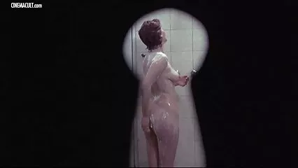 chica de boca cojiendo a amas de casa grande hace doble mamada y agujero