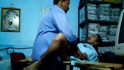 Hentai hermanos follando casero ruso en la habitación del hospital leche esperma