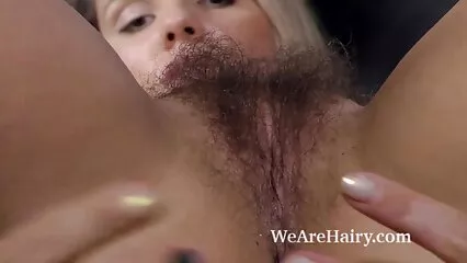 Beso pilladas caseras follando beso enorme coño puta morena