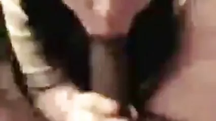 Mujer negra delgada tiene todo su culo folladas caseras trios en semen después de hacer un salto con su favorito